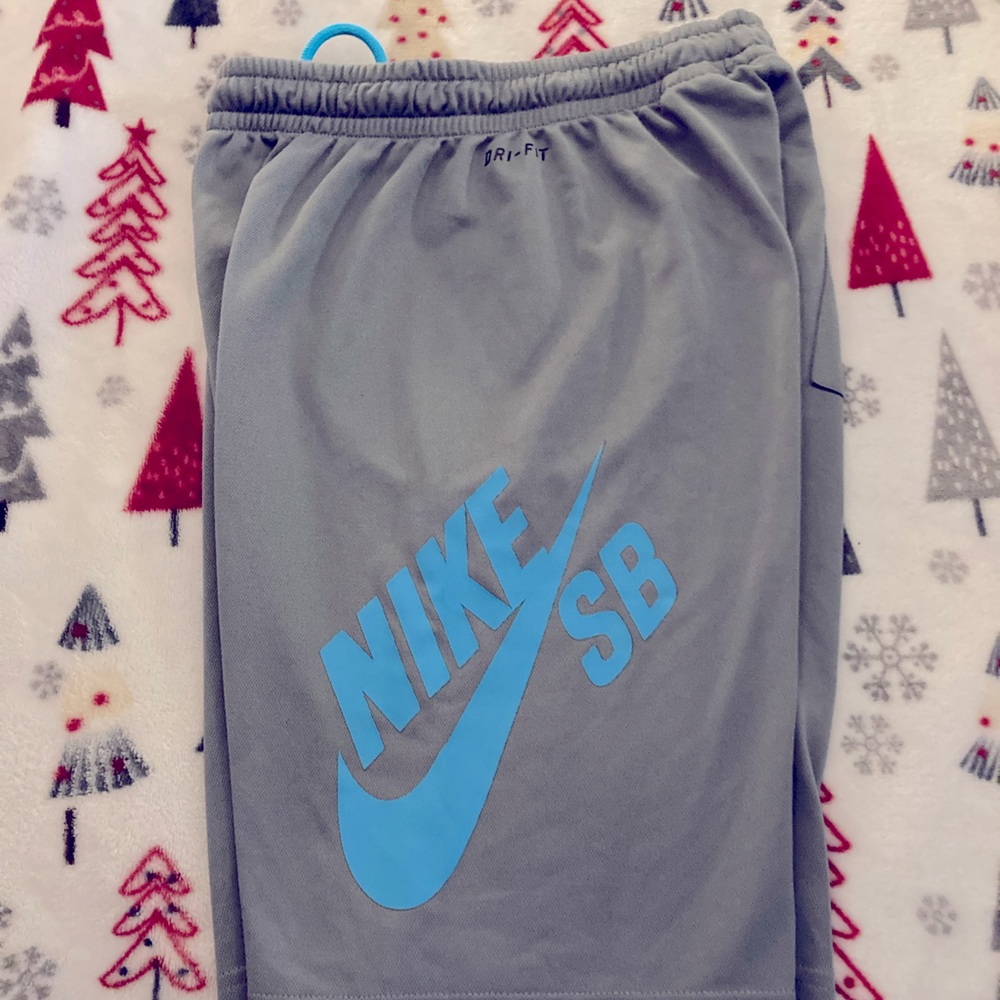 Nike boys athletic shorts, Dri-fit